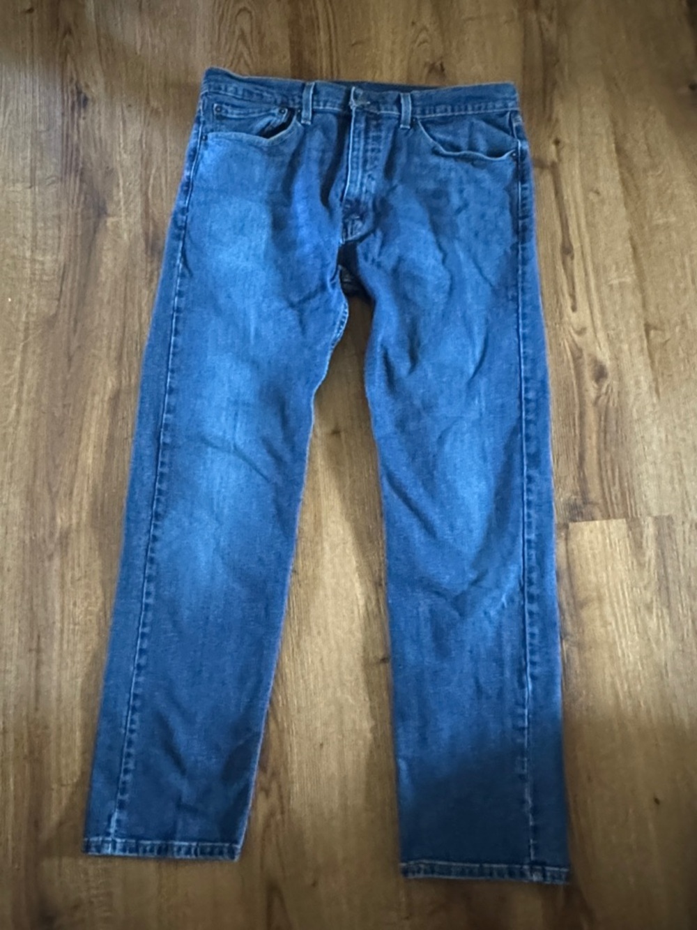 Levi's 505 Men's Straight Jeans in Classic Blue Wash 36x32